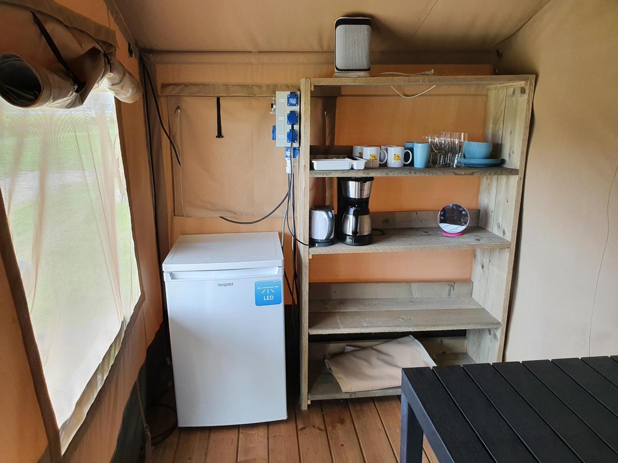 Camping De Oude Rijn Ter Aar Camera foto